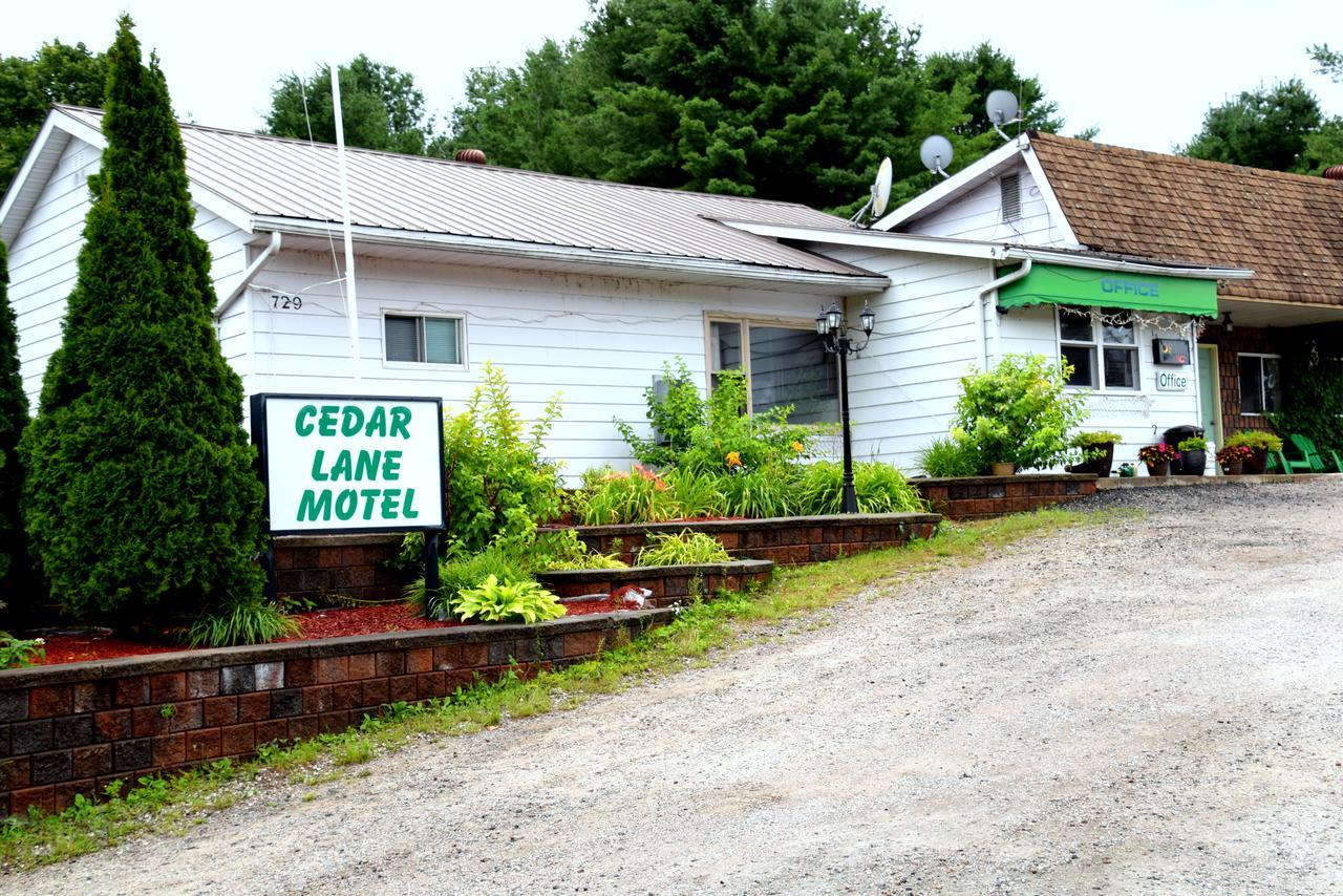 Cedar Lane Motel Bracebridge Extérieur photo